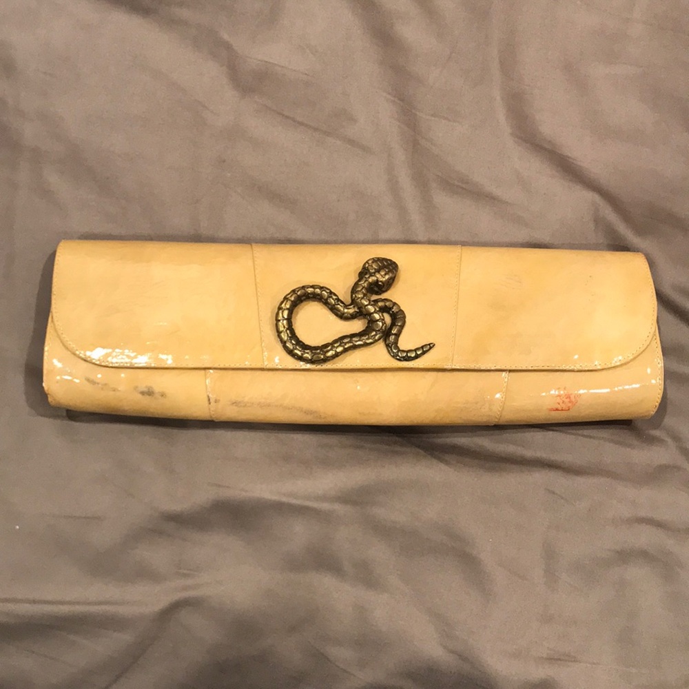 Clara Kasavina clutch